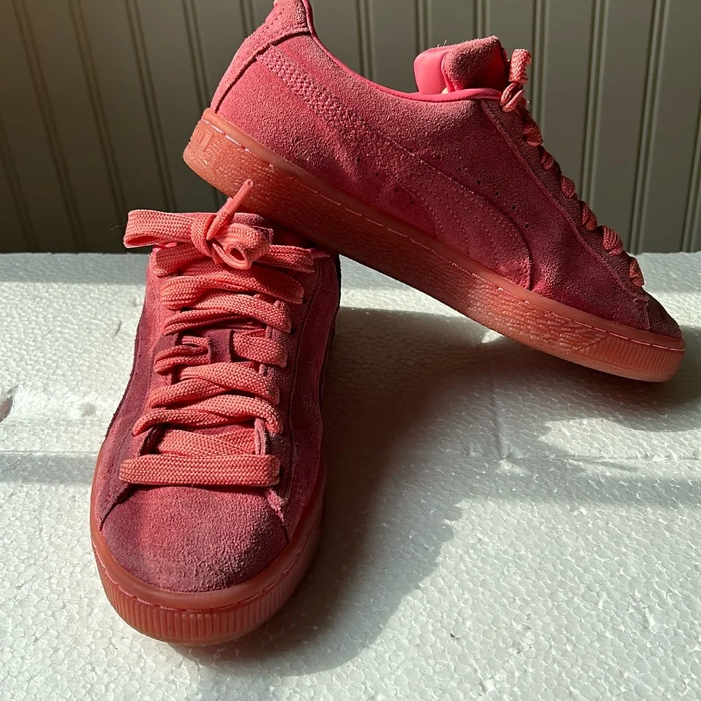 Puma kids Suede Lace Up youth sneakers size 5 pinkish coral